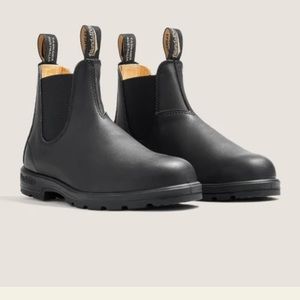 Blundstone Chelsea boot